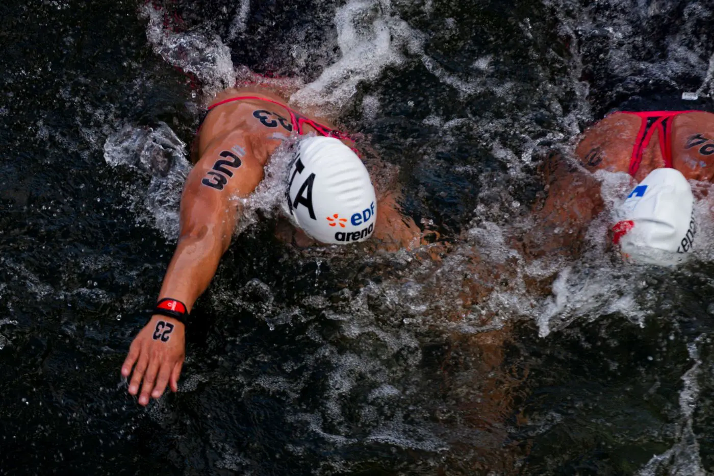 nuoto di fondo italia d8217argento nella staffetta mista agli europei di parigi da Napolipiu.com nuoto di fondo italia d8217argento nella staffetta mista agli europei di parigi