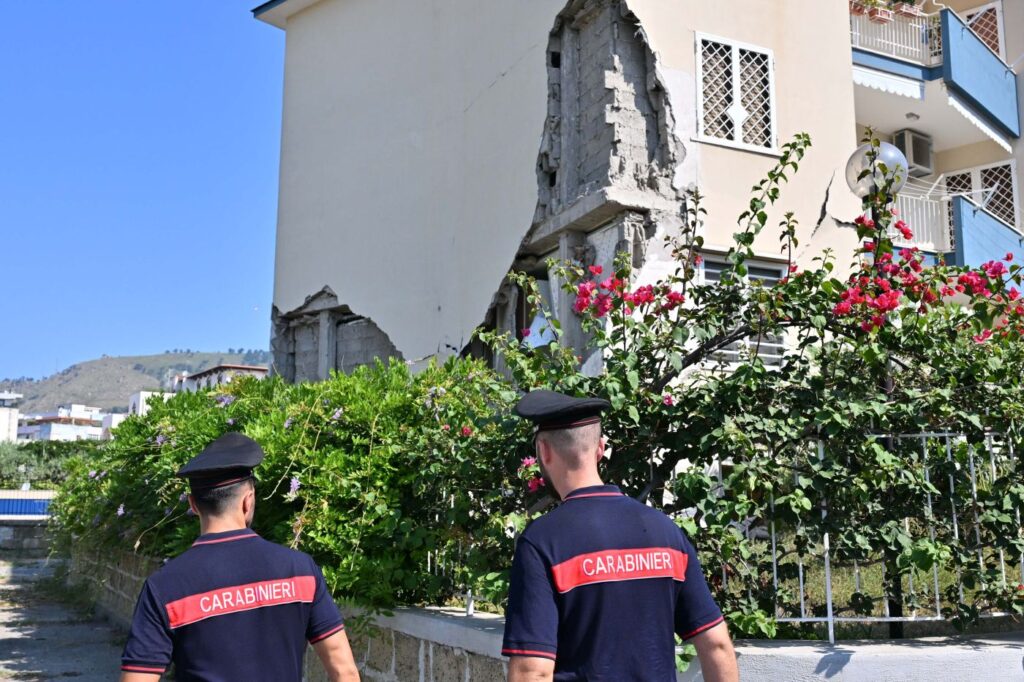Pozzuoli-Terremoto.jpg