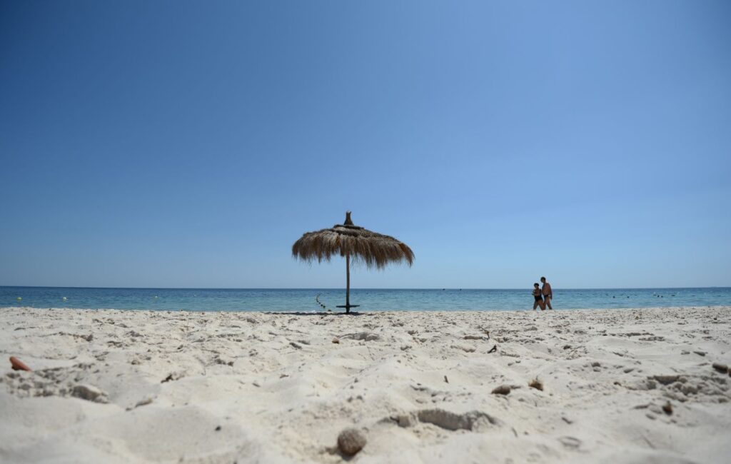Tunisia-Spiaggia.jpg