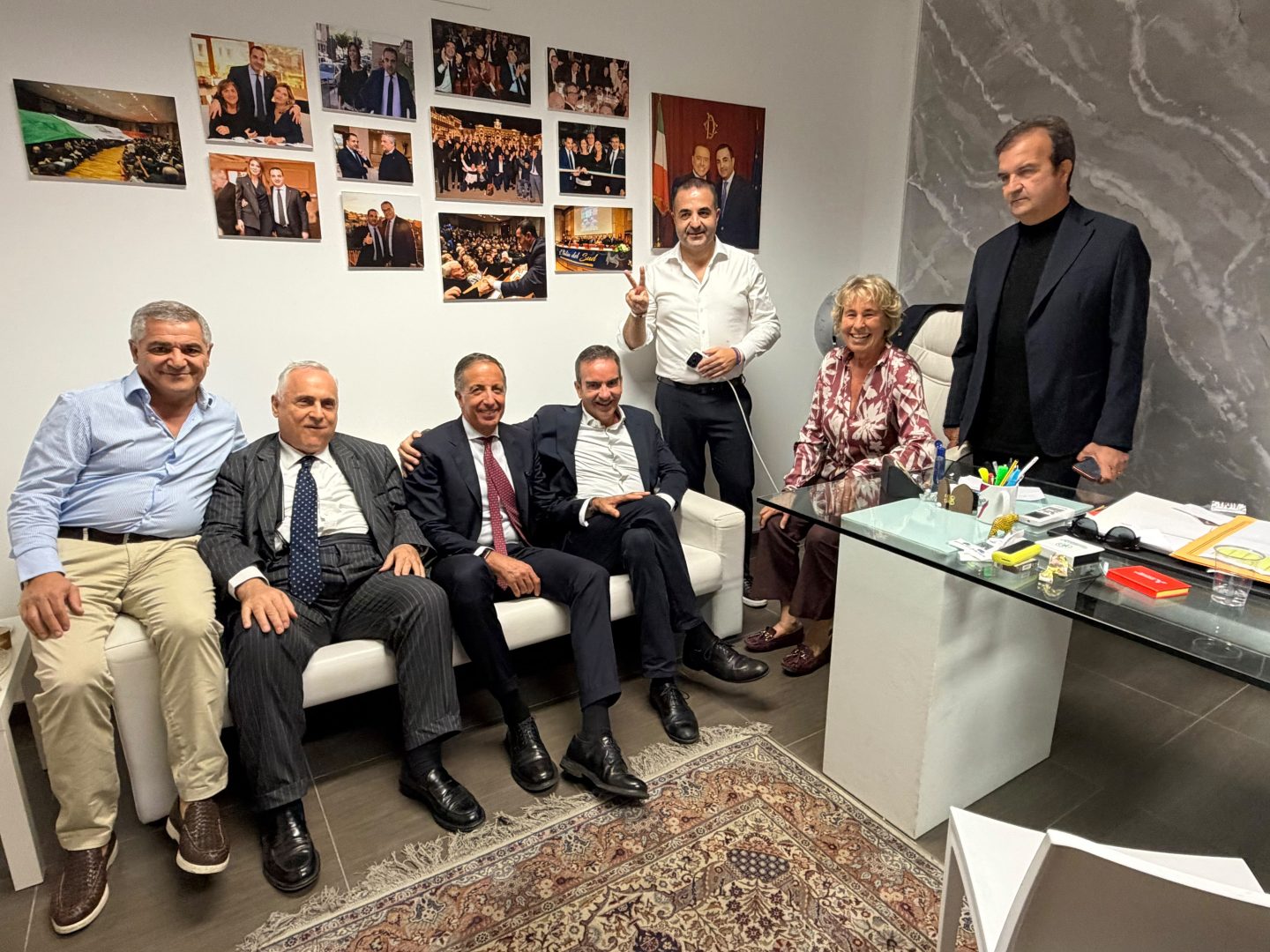 reggio calabria elezioni suppletive roscioli vince con il 5102 occhiuto vannacci ha preso sassate elettorali video da Napolipiu.com reggio calabria elezioni suppletive roscioli vince con il 5102 occhiuto vannacci ha preso sassate elettorali video