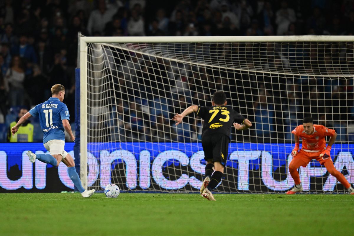 doppietta de bruyne e gol di lang al maradona il napoli batte 3 0 il frosinone da Napolipiu.com doppietta de bruyne e gol di lang al maradona il napoli batte 3 0 il frosinone