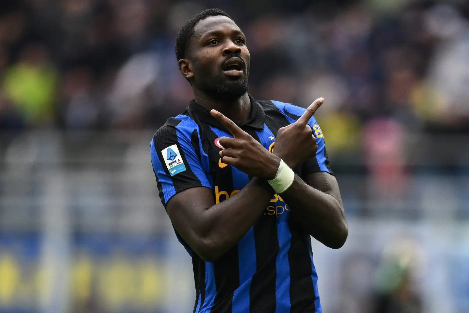 rimonta inter nel recupero thuram e zielinski firmano il 2 1 alla fiorentina da Napolipiu.com rimonta inter nel recupero thuram e zielinski firmano il 2 1 alla fiorentina